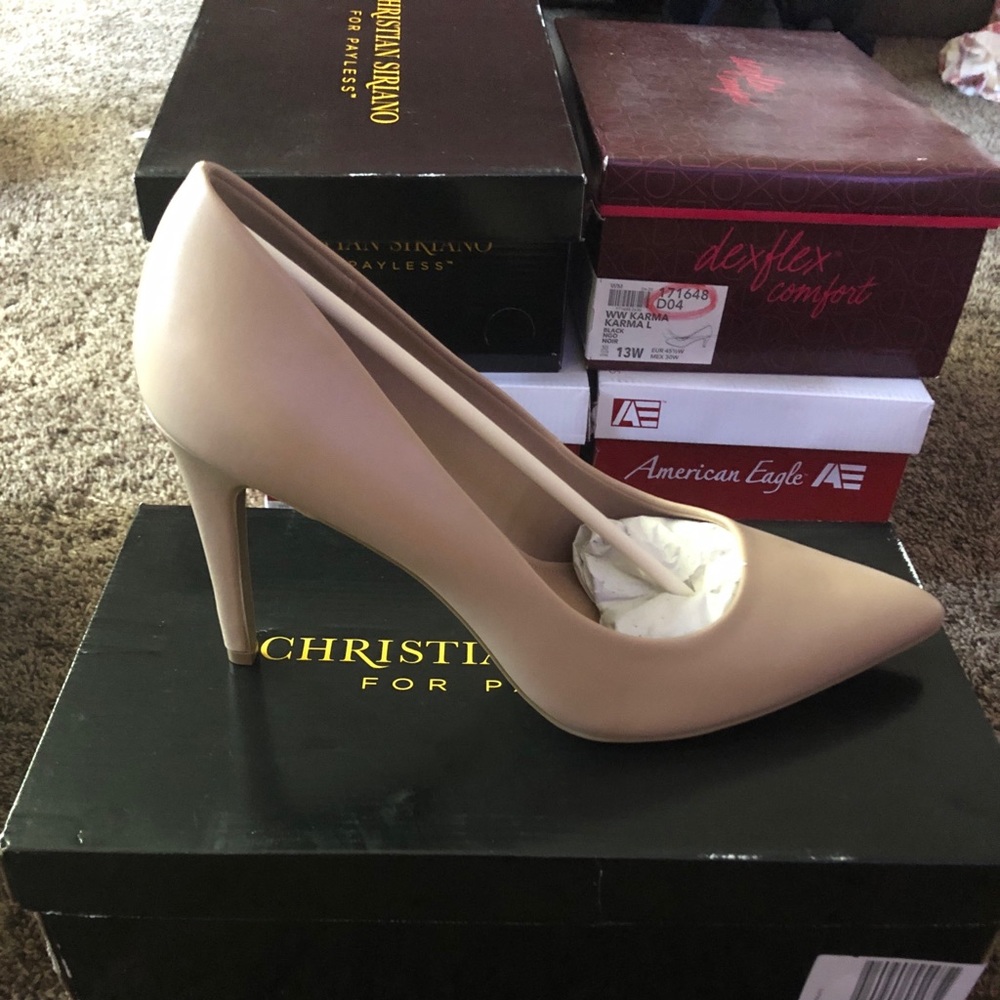 Christian Siriano Nude Heels - Picture 2 of 2